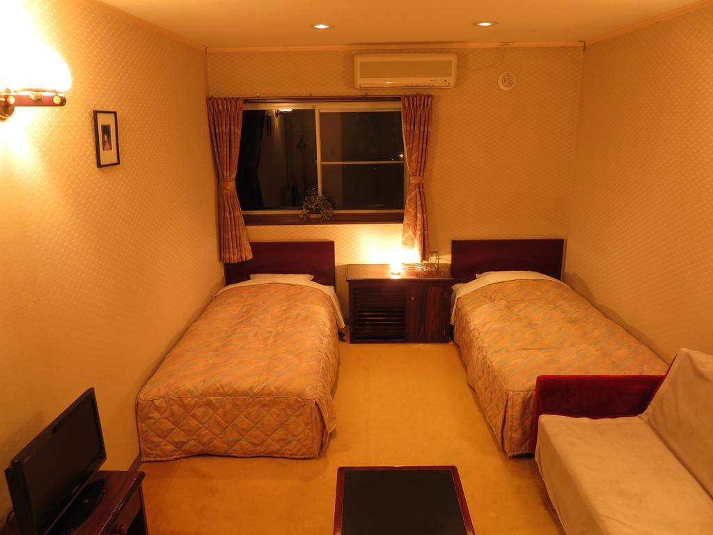 Nikko Pension L'Escale Room photo